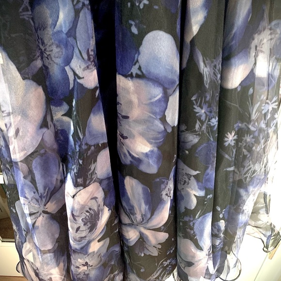 PROM/PARTY DRESS/GOWN Size 3/4 (SMALL) by DARLING - Picture 4 of 11